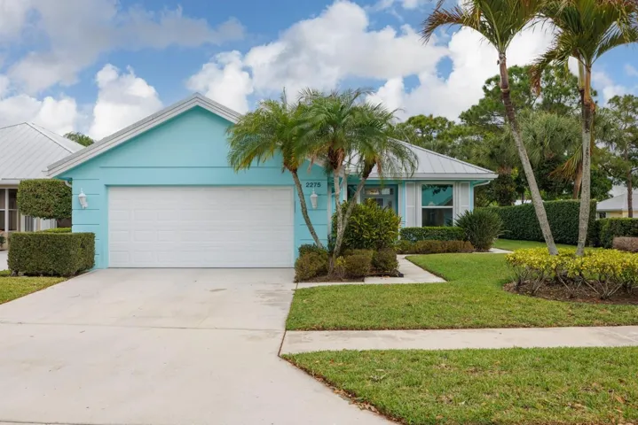 Such a lovely home!