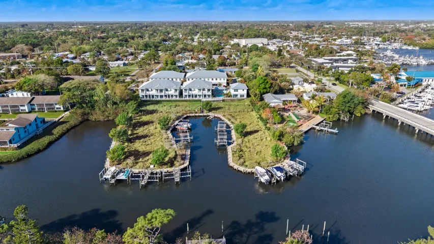 Manatee Isles