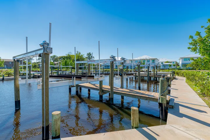 Private deeded dock