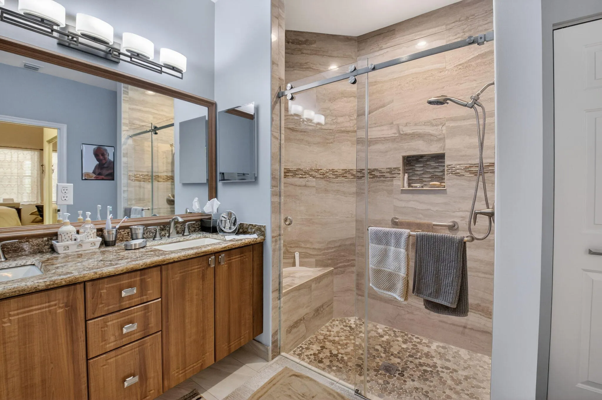 WALK IN SHOWER