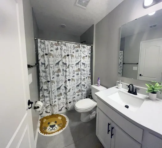 Upstairs Bathroom Angle 2