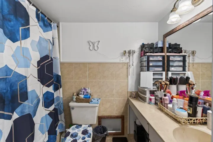 Primary Bathroom W Tub.jpg