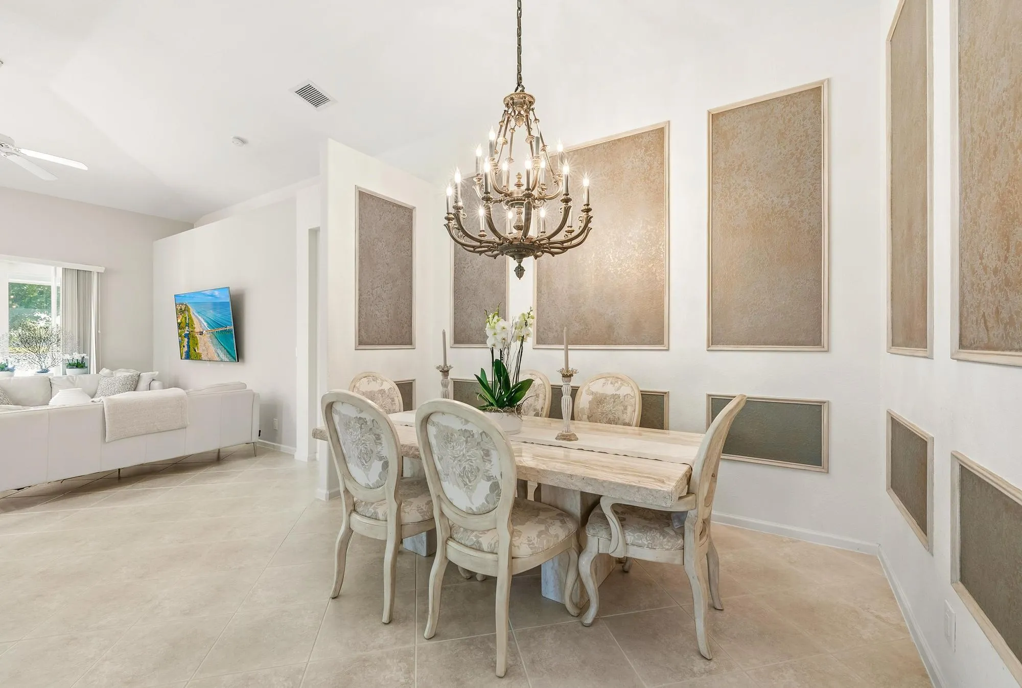 2737 Clipper Cir-10