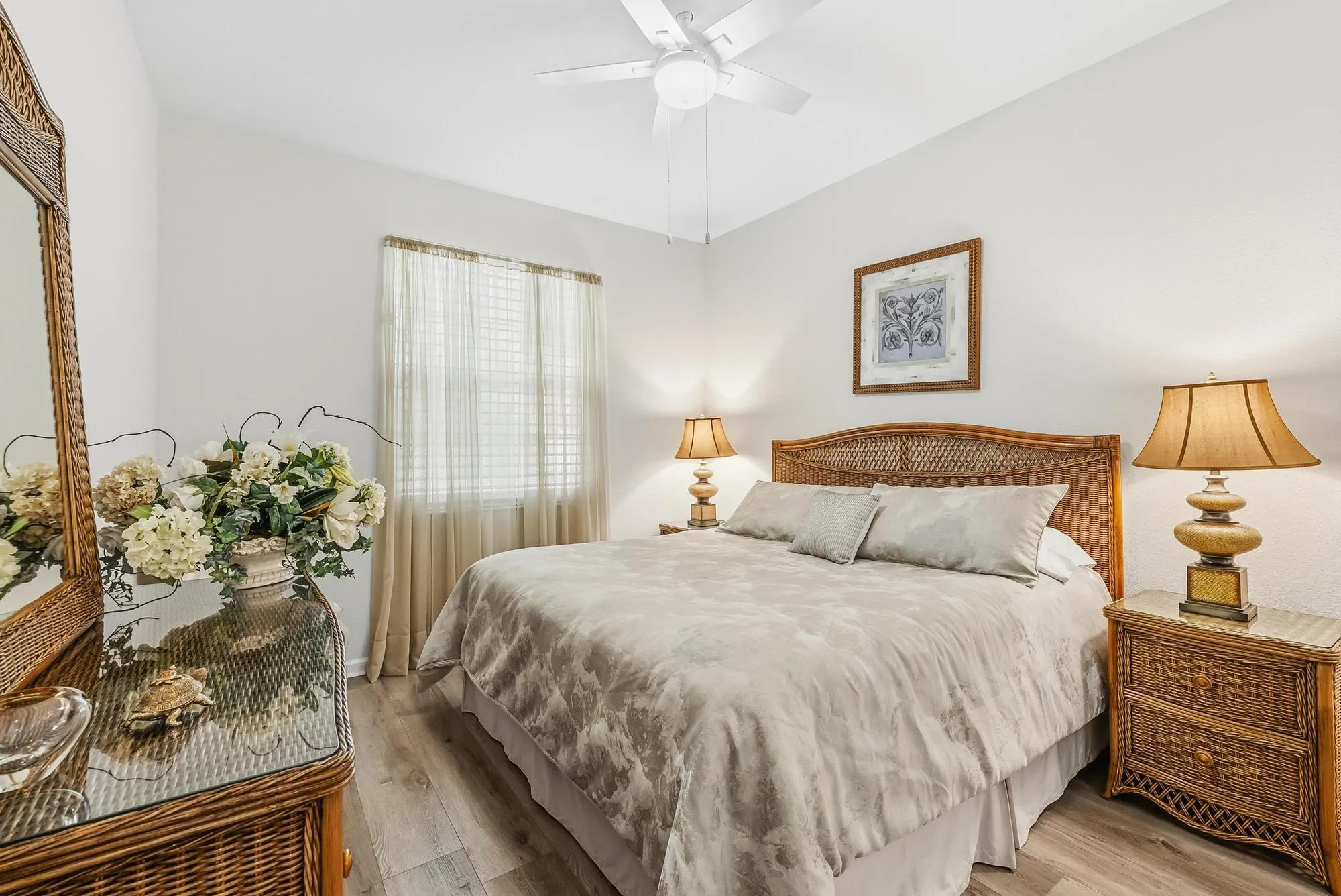 2737 Clipper Cir-1
