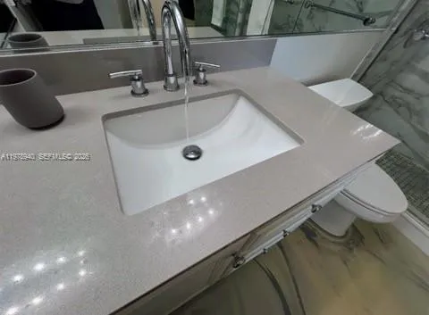 BATHROOM SINK DETAIL