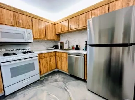 STAINLESS STEEL APPLIANCES