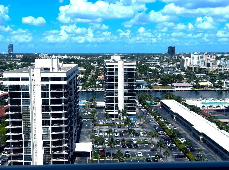DAYTIME TERRACE VIEWS
