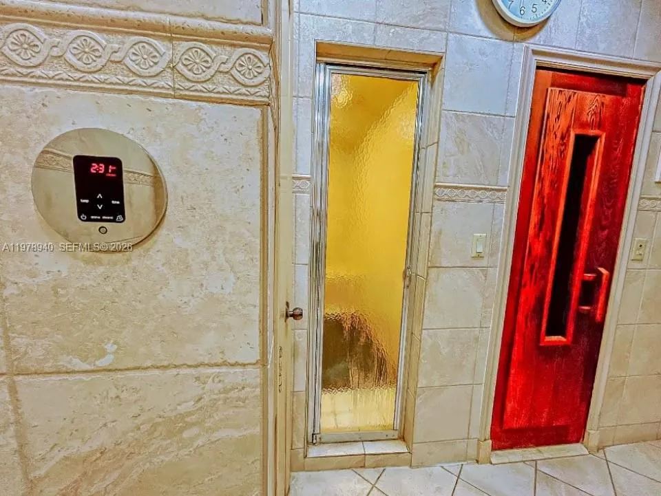 WET STEAM SAUNA
