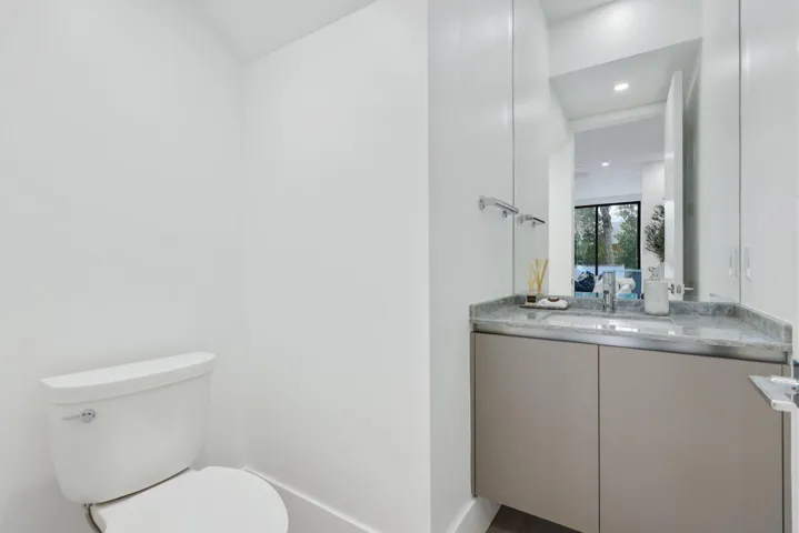 408 Southeast 2nd St - 31.jpg-SMALL