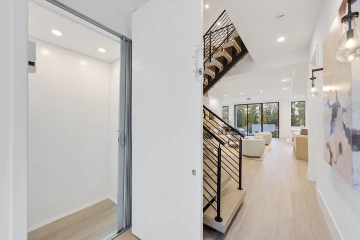 408 Southeast 2nd St - 12.jpg-SMALL