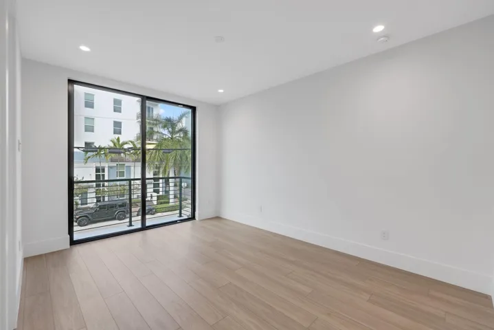 408 Southeast 2nd St - 51.jpg-SMALL