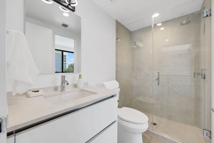 408 Southeast 2nd St - 74.jpg-SMALL