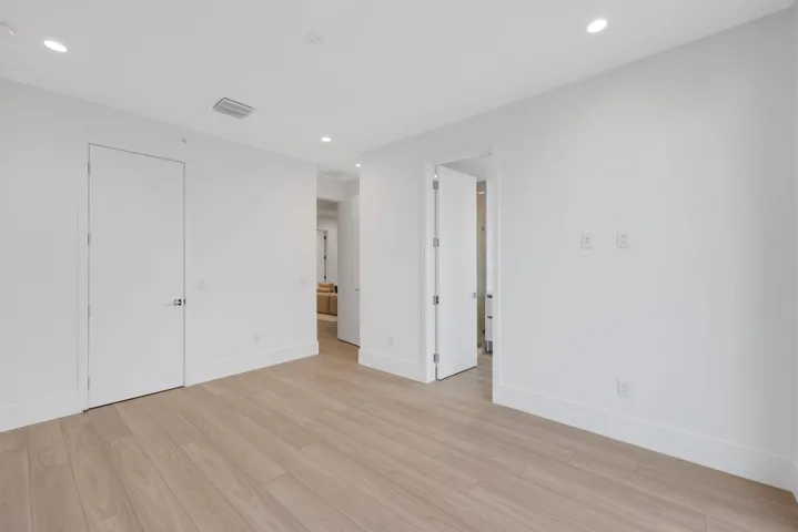 408 Southeast 2nd St - 52.jpg-SMALL