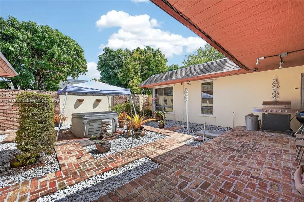 Property photo 46