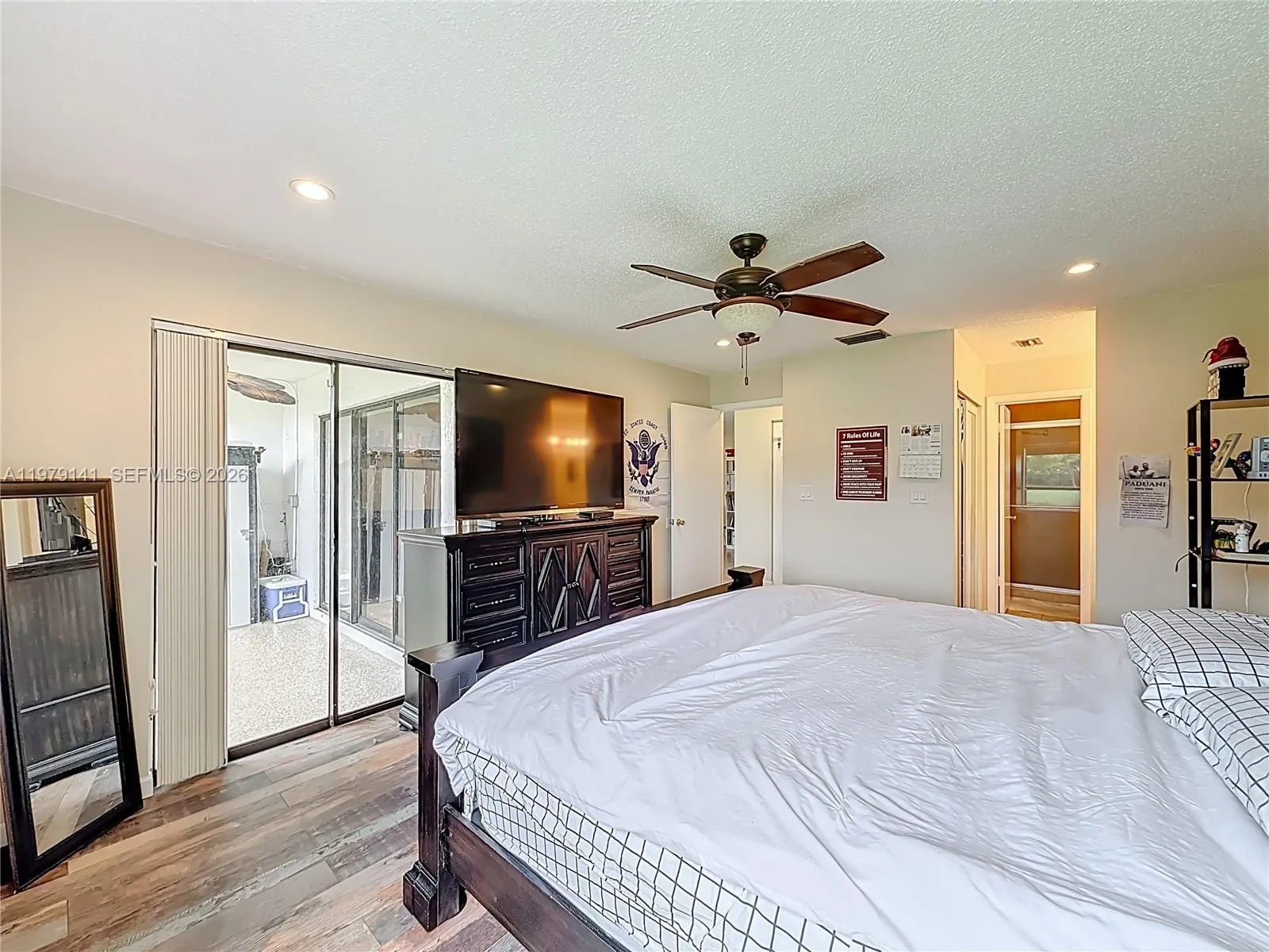 sliding doors to covered patio