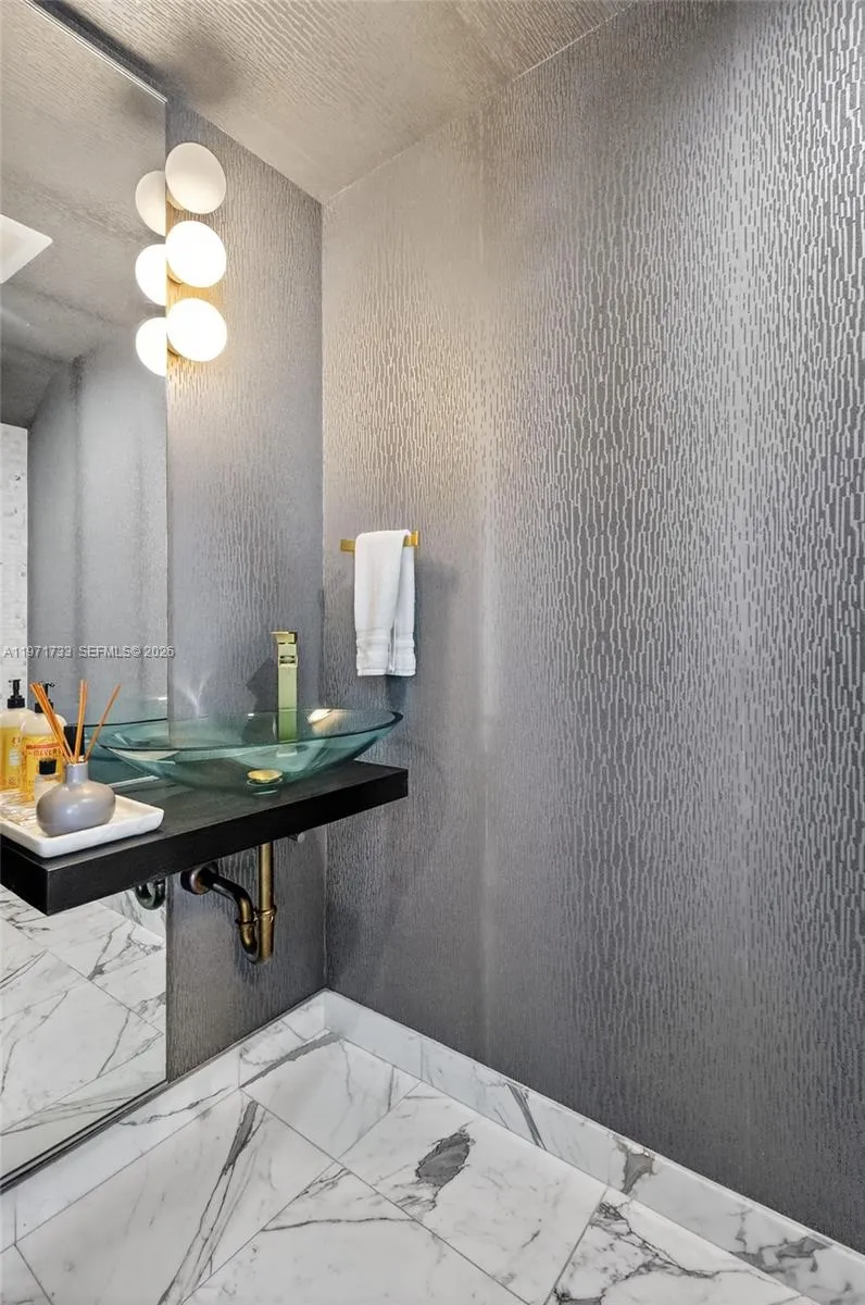 Property photo 61