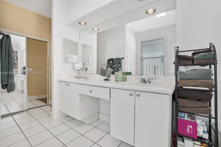 Main bathroom