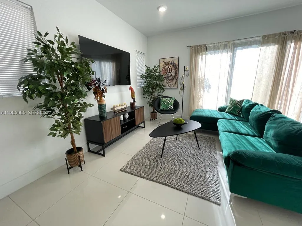 Property photo 73