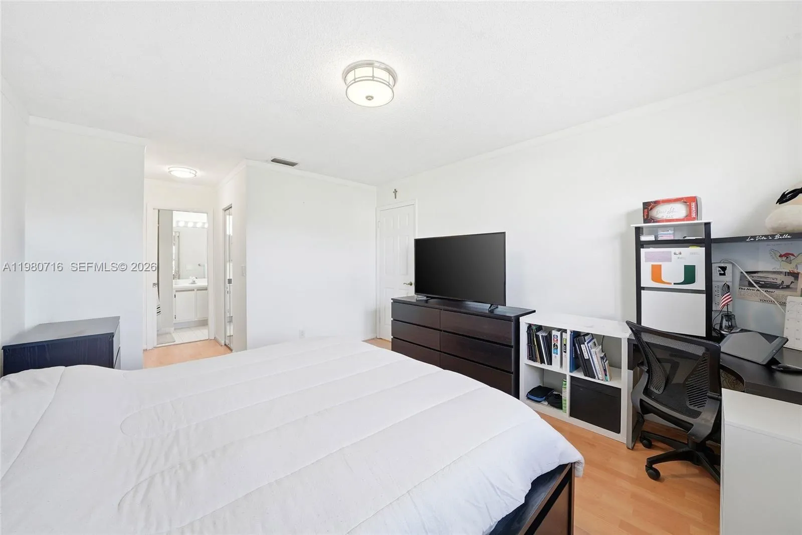 Property photo 33