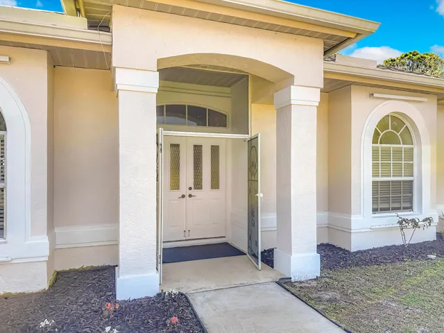 2342 SE Grand Drive-11