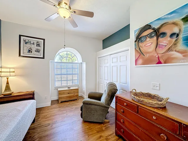 2342 SE Grand Drive-21