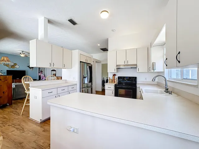 2342 SE Grand Drive-27