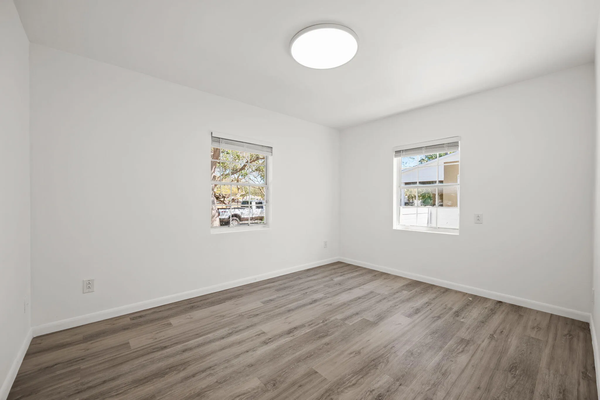 17-web-or-mls-1516-jefferson-st