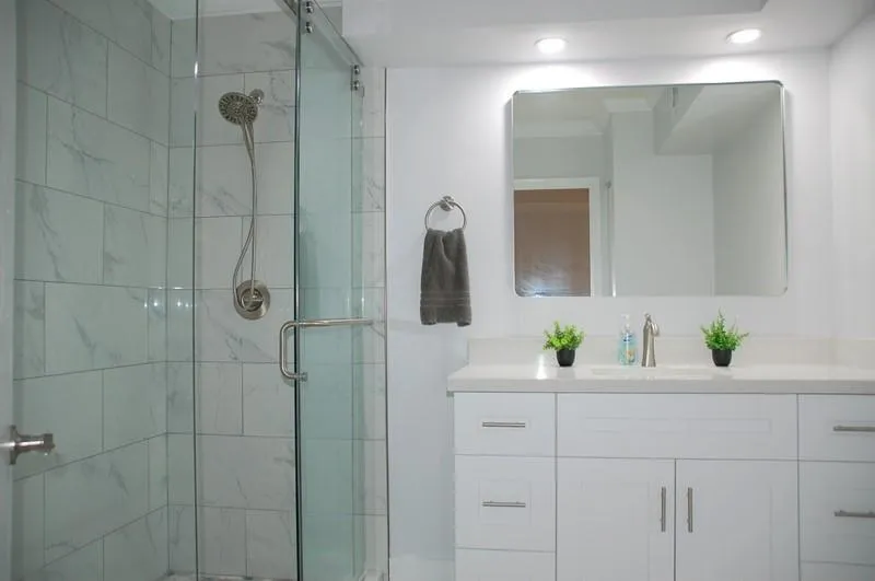 SA - OV primary bath