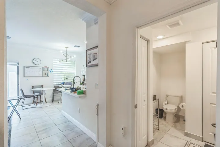 230_NE_208th_Terrace_North_Miami_Beach_F