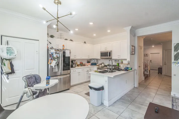 230_NE_208th_Terrace_North_Miami_Beach_F