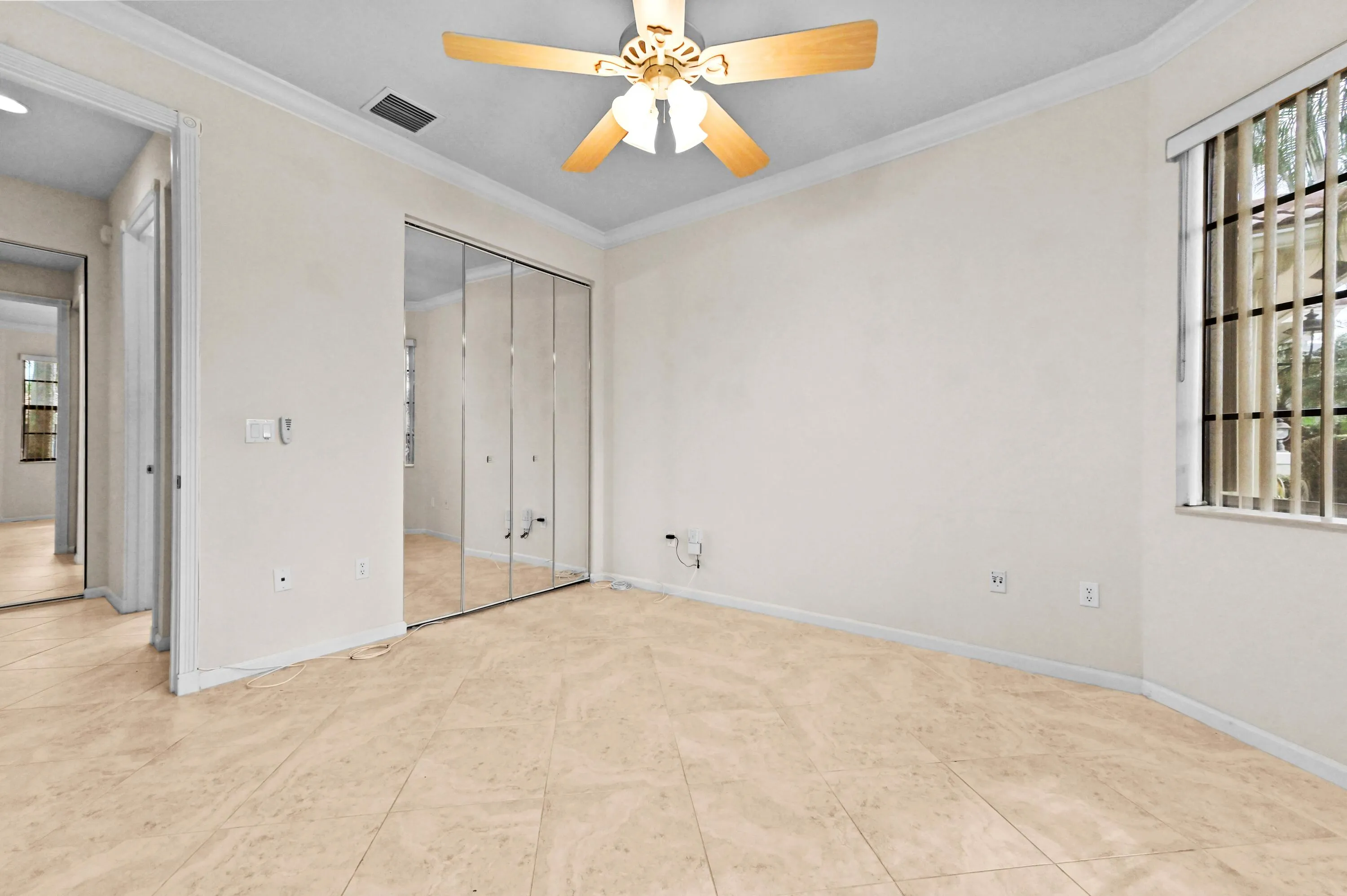 11 Bedroom 03
