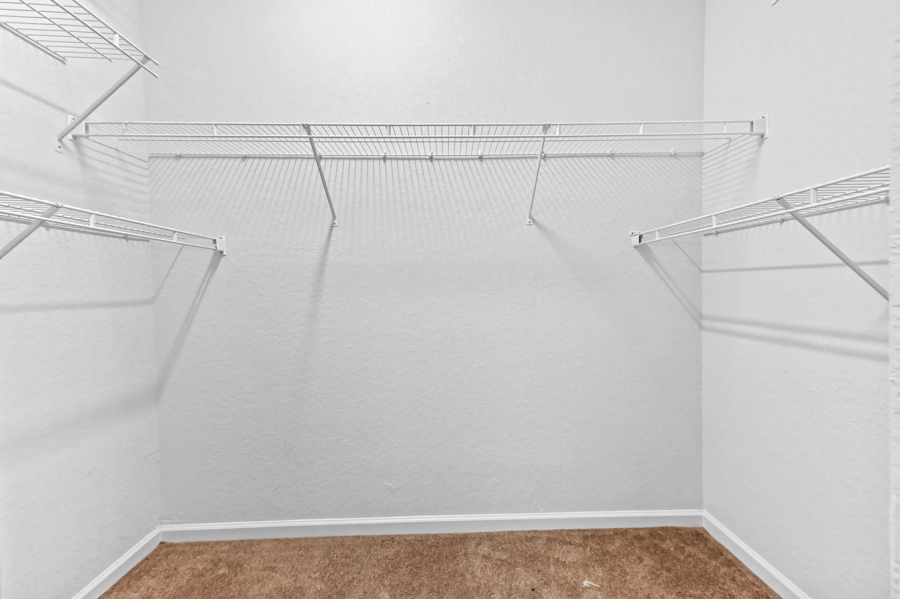 31 closet 02