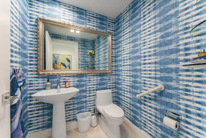 Powder Room