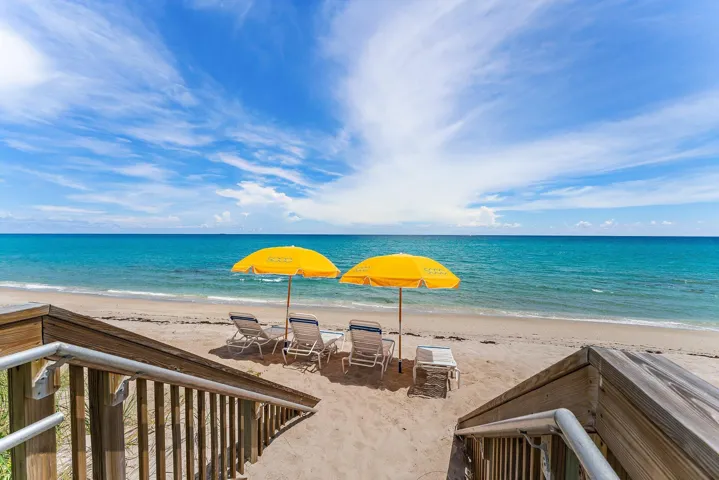 Path to Beach
