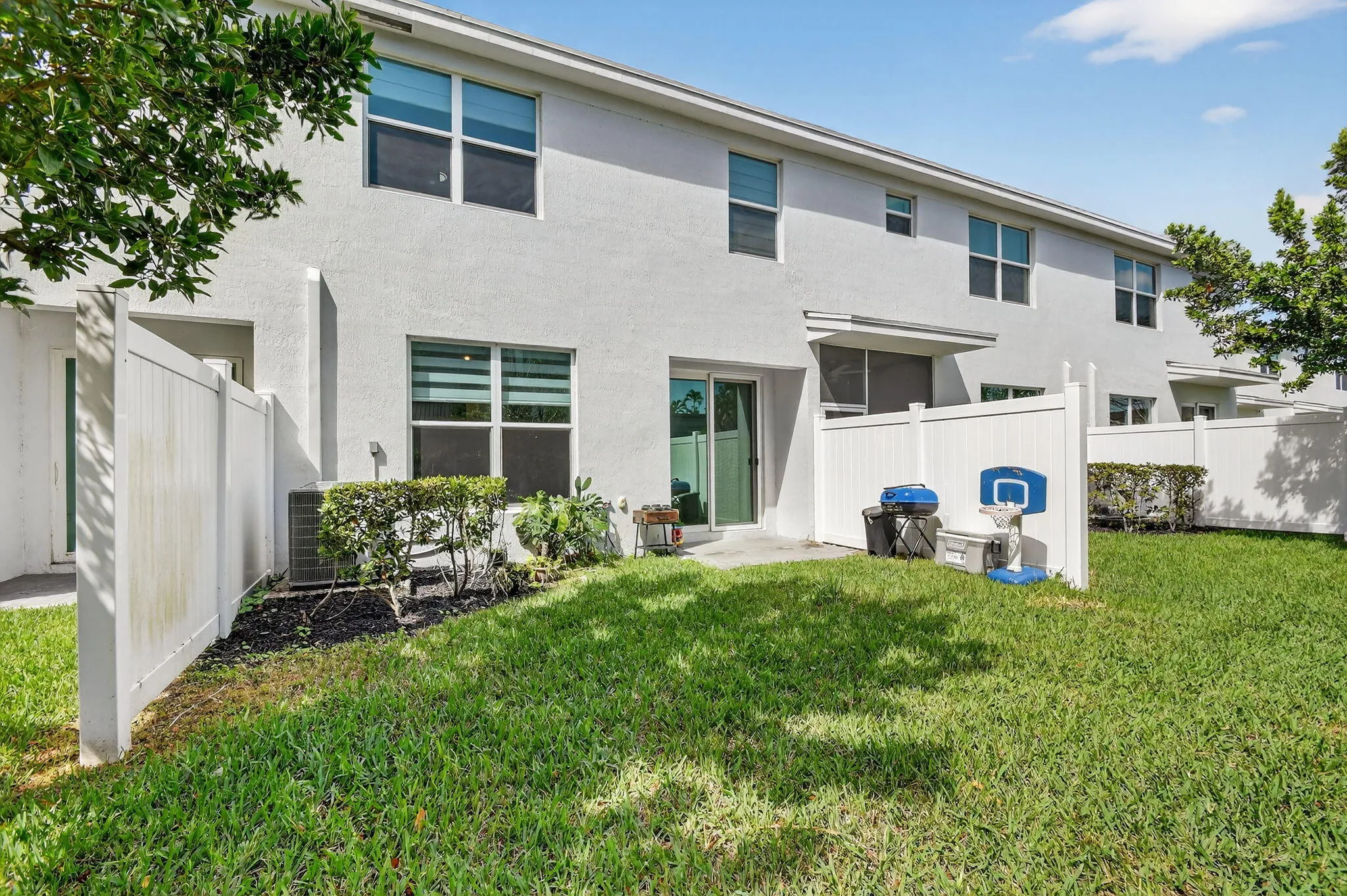 Property photo 32