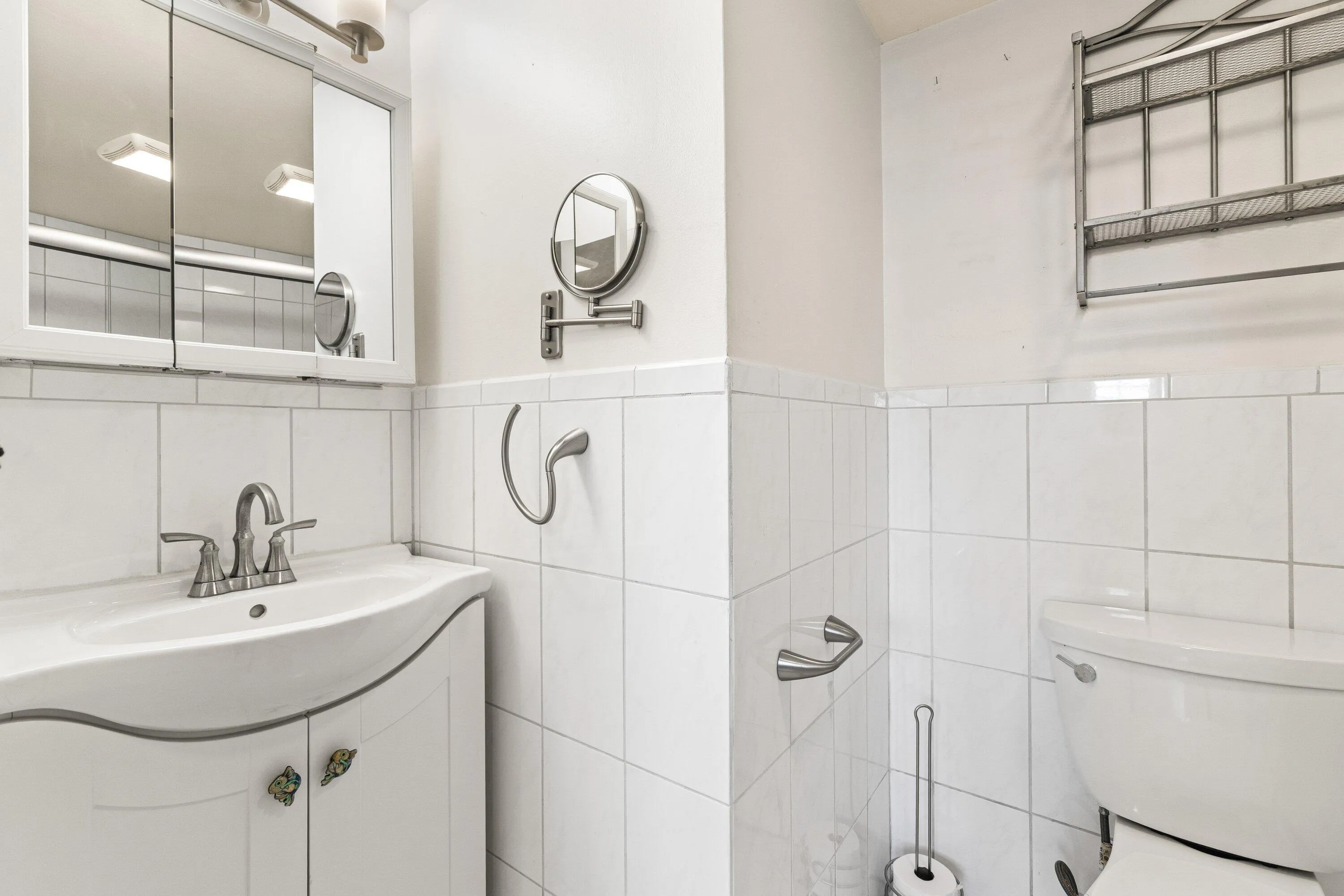 Bath.2.022-1020SilkOakTerrace-102-Delray