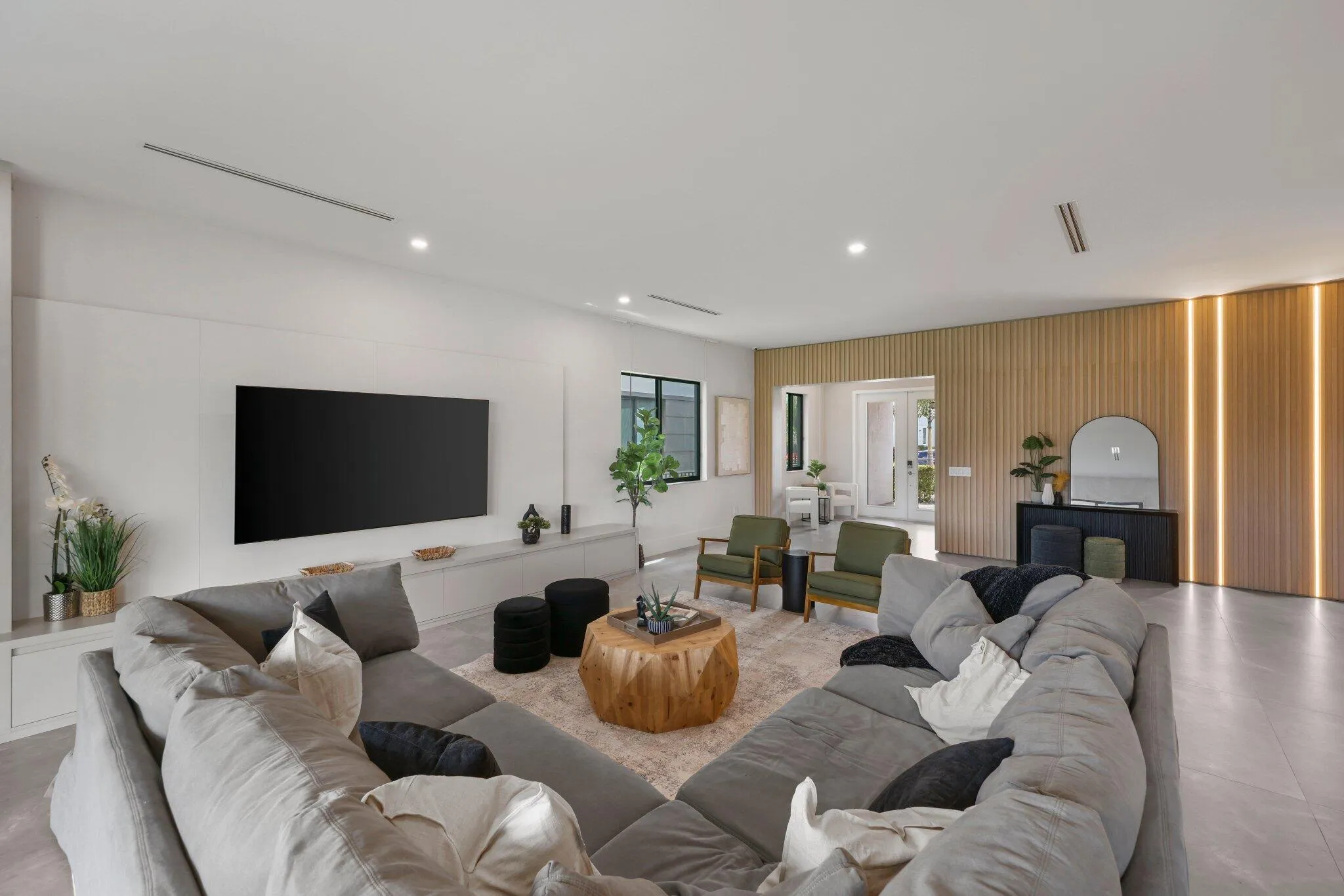 10725 Passage Way - 12.jpg-SMALL