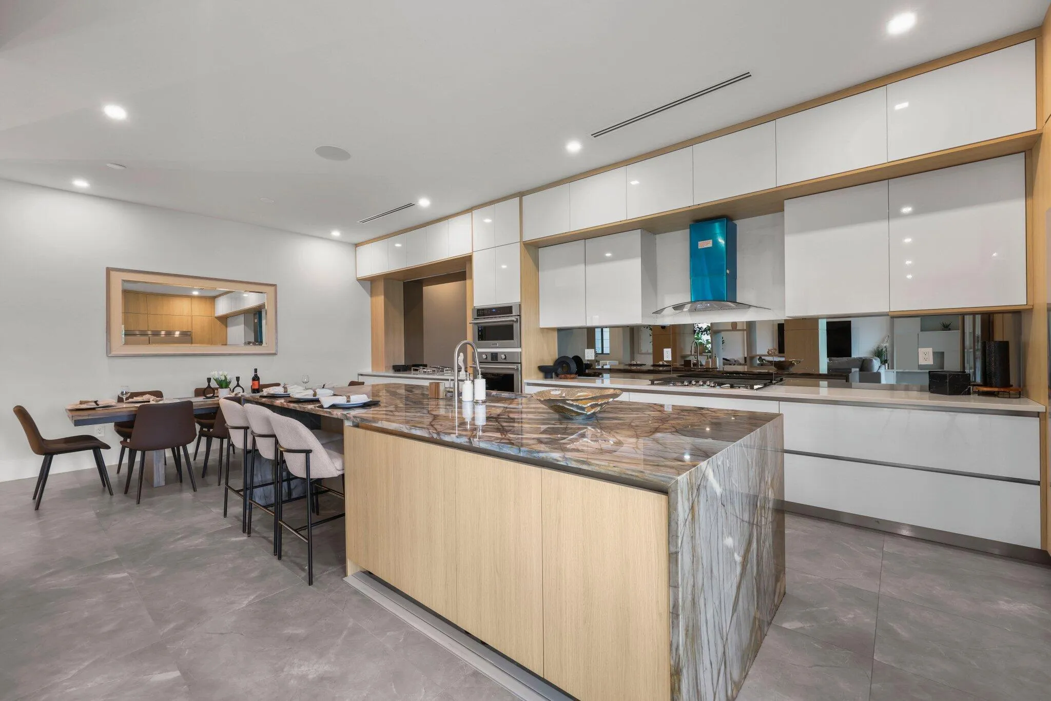 10725 Passage Way - 18.jpg-SMALL
