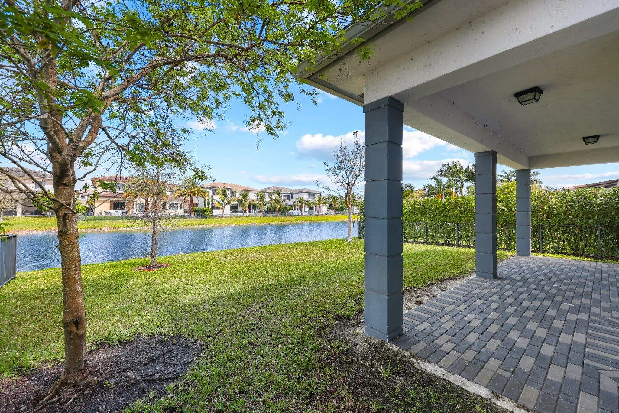 10725 Passage Way - 62.jpg-SMALL