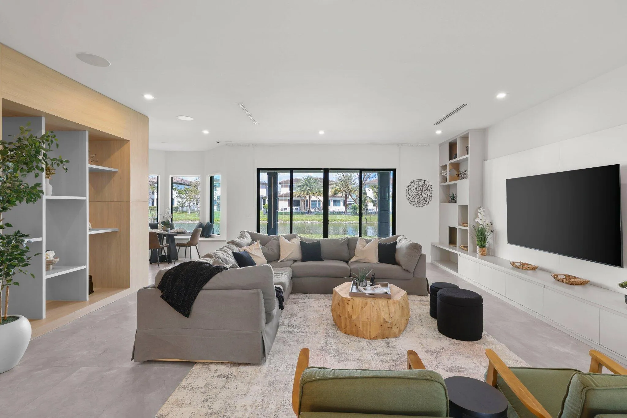 10725 Passage Way - 10.jpg-SMALL