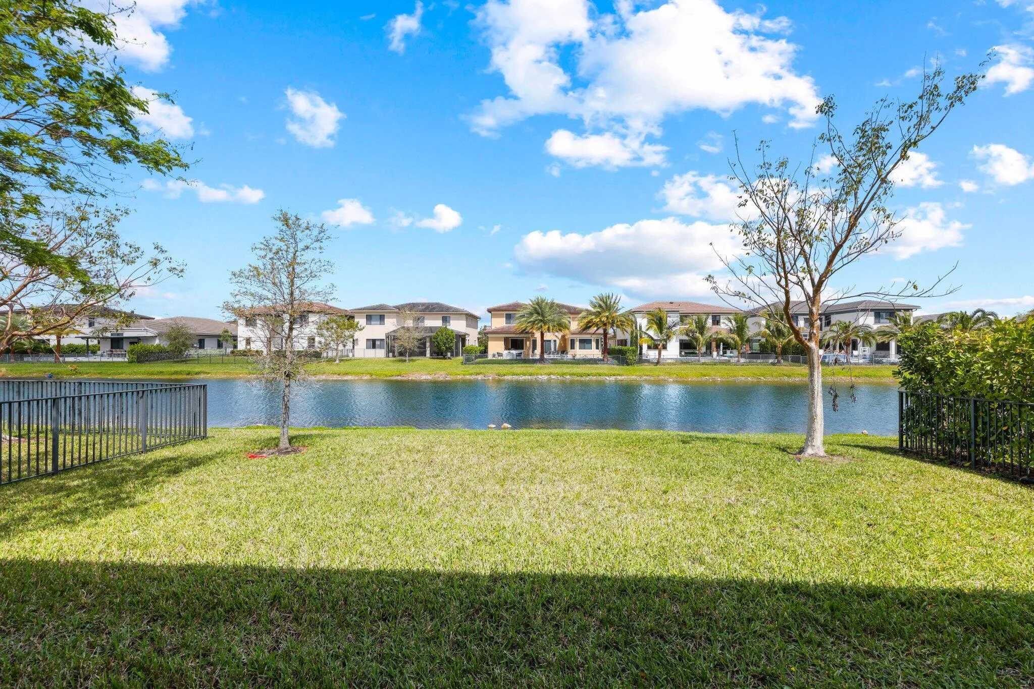 10725 Passage Way - 65.jpg-SMALL