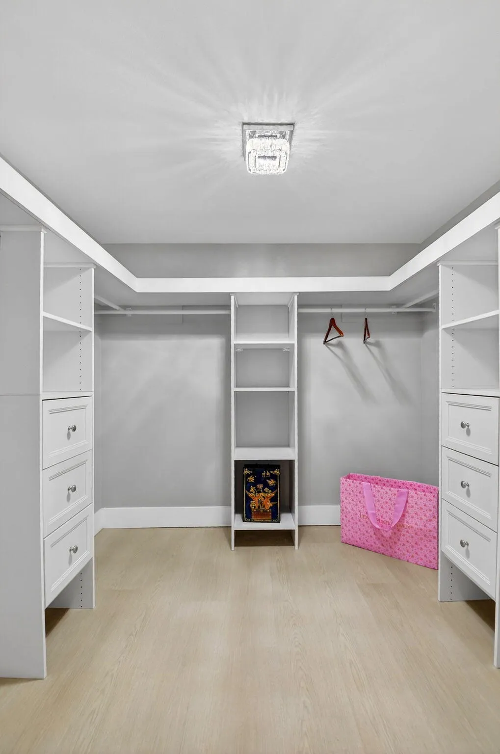 Walk in closet