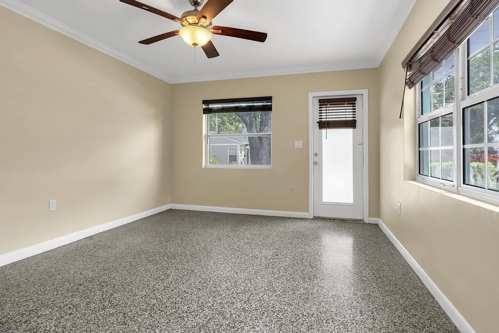 Property photo 37