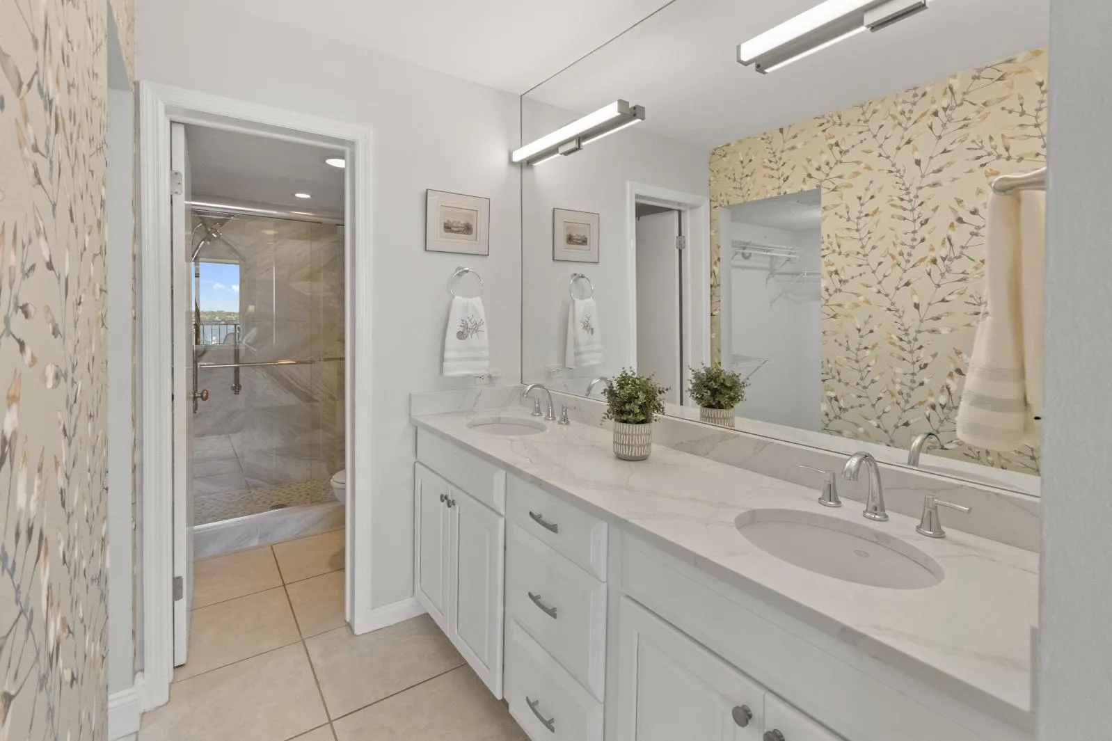 Dual Vanity