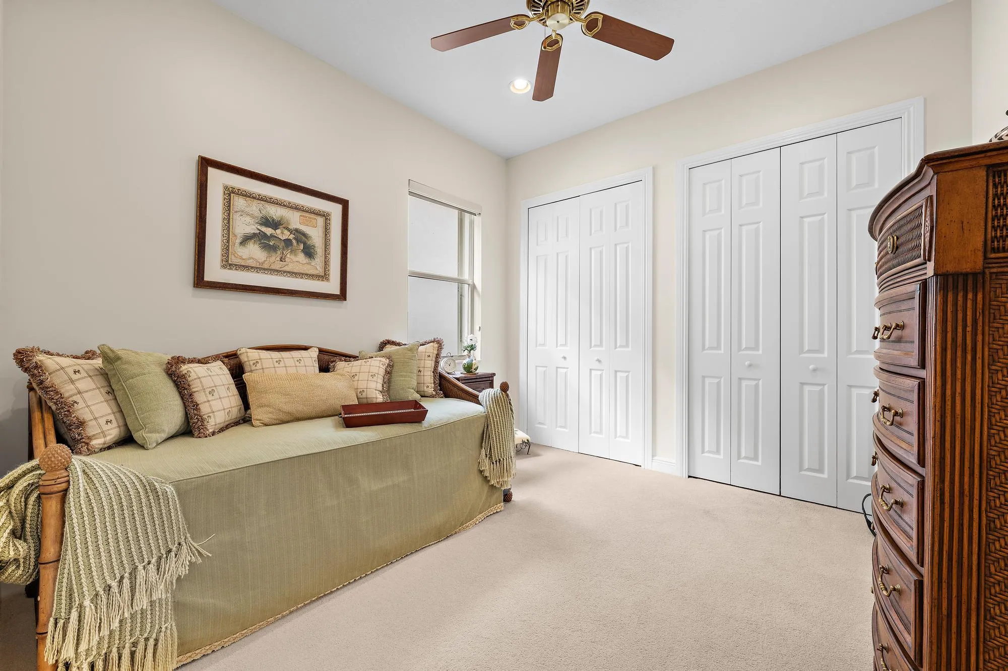 7011 Isla Vista Drive
