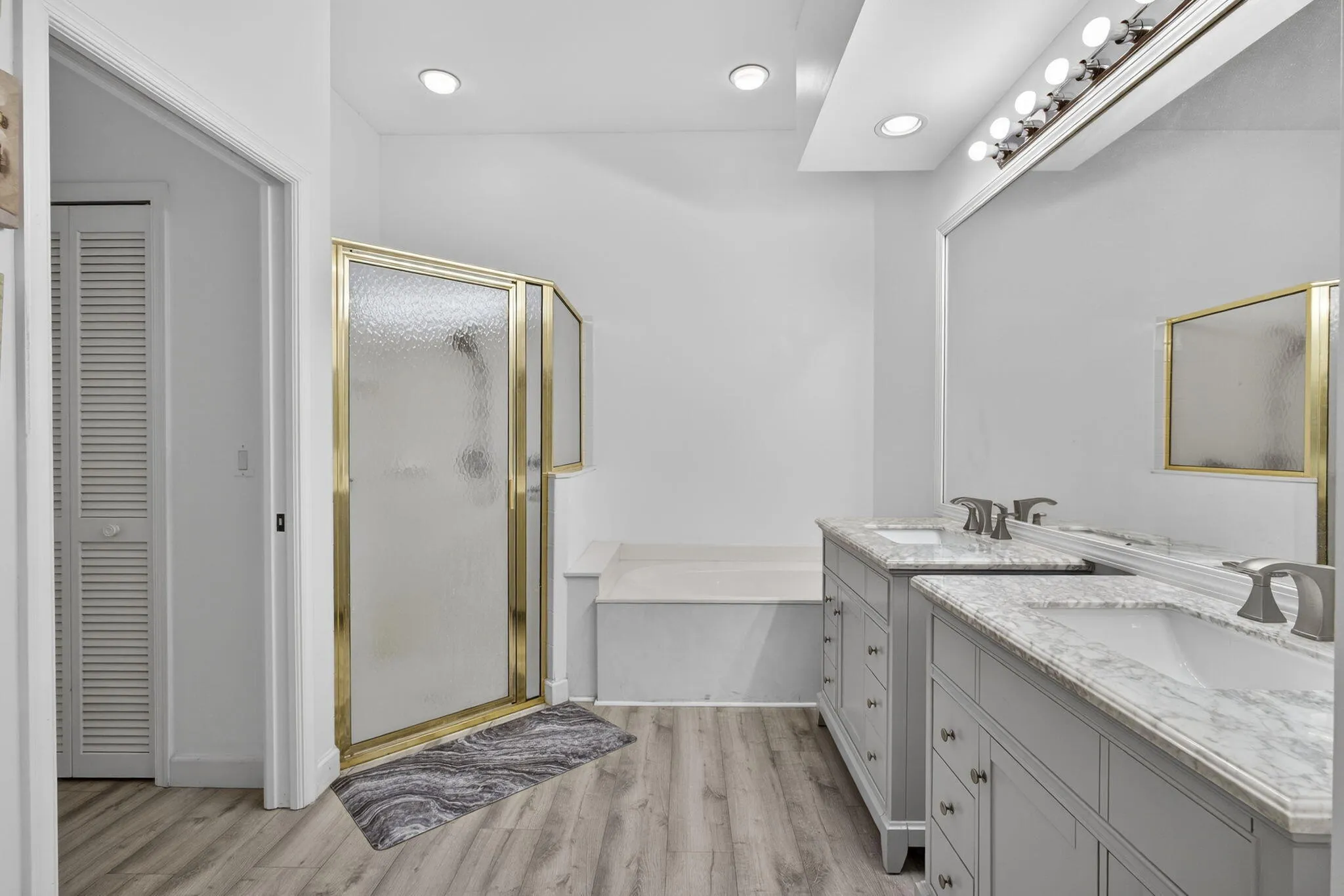 Dual Vanities