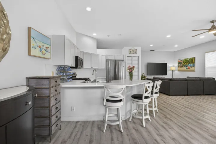 Kitchen Bar