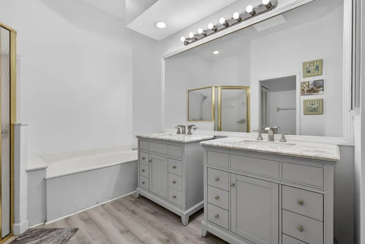 Separate Tub