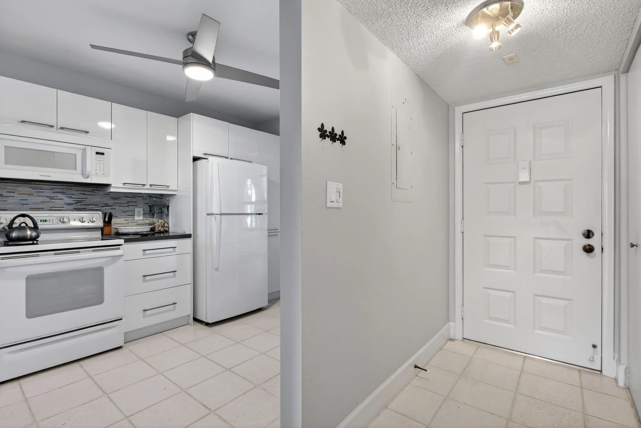 9-web-or-mls-3485-9782