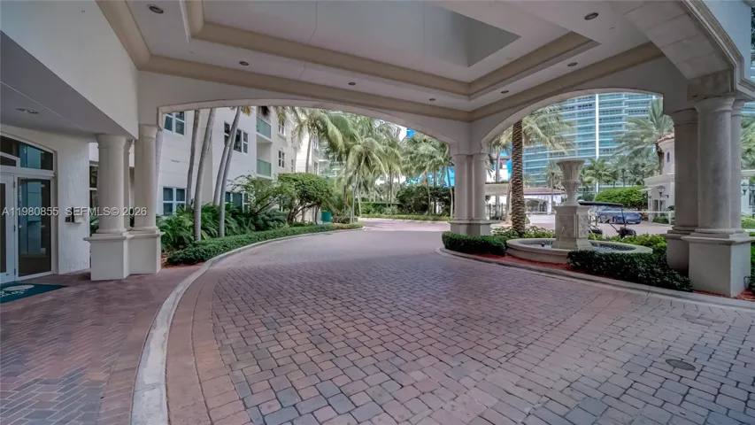 Valet